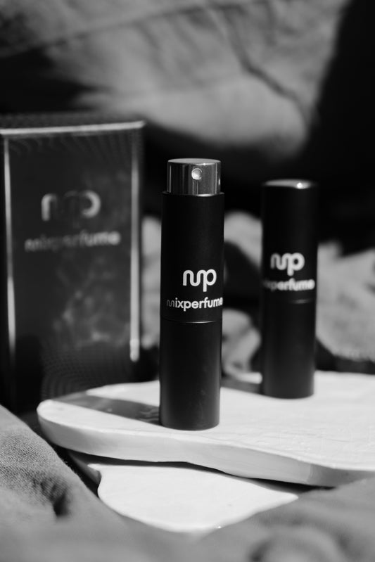 ¿Qué es un decant de perfume y por qué todo el mundo los compra?